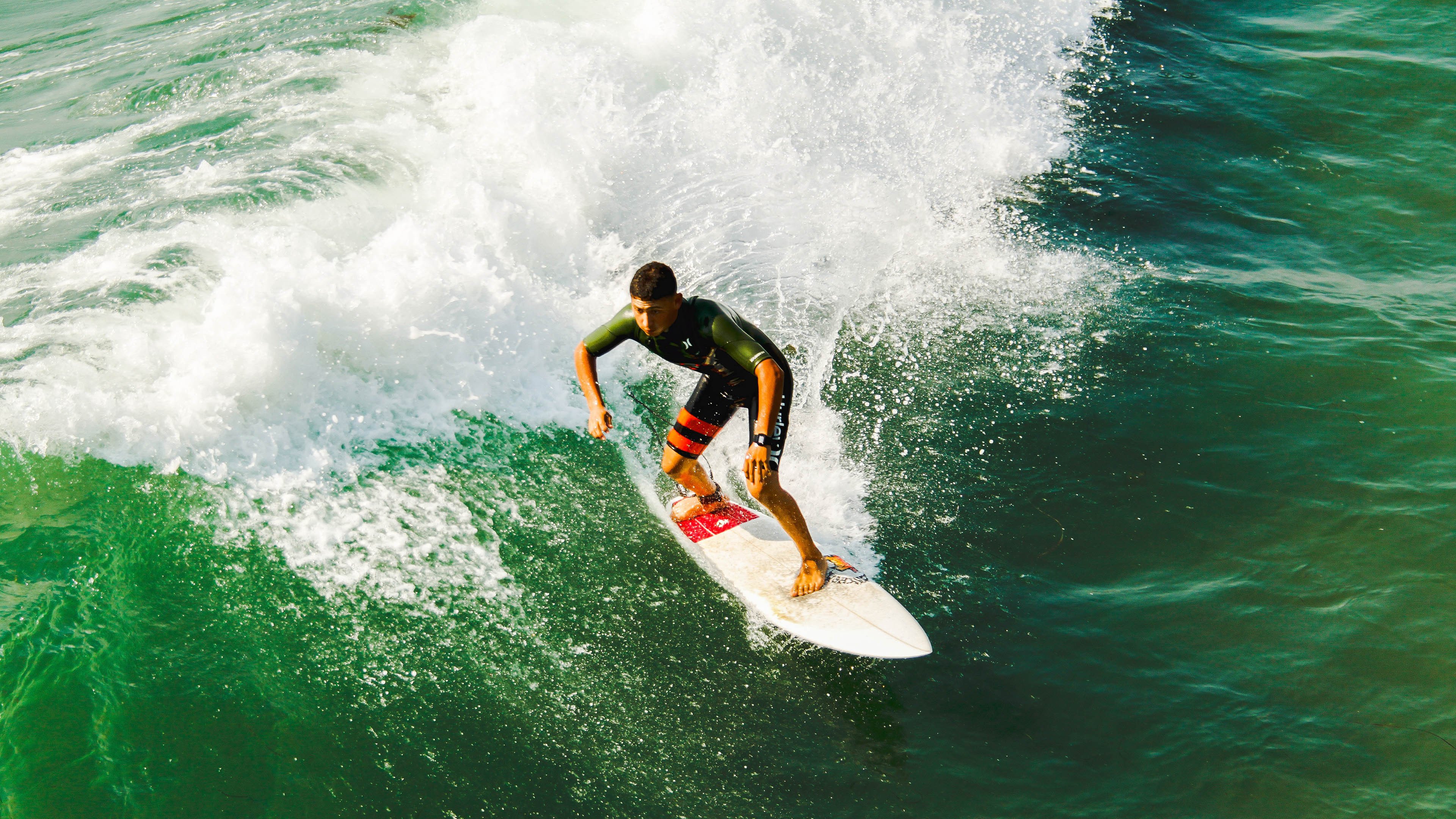 瓜迪奥拉继续研究对手弱点并制定应对方法，瓜迪奥拉培养的球员