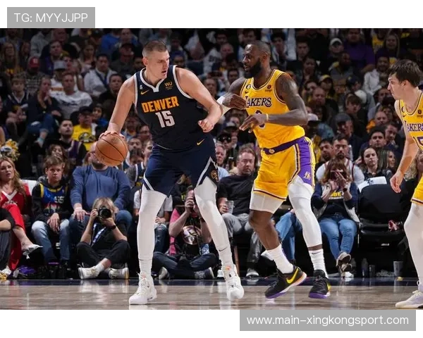 鹈鹕队冲刺季后赛，士气高昂，鹈鹕队首发阵容